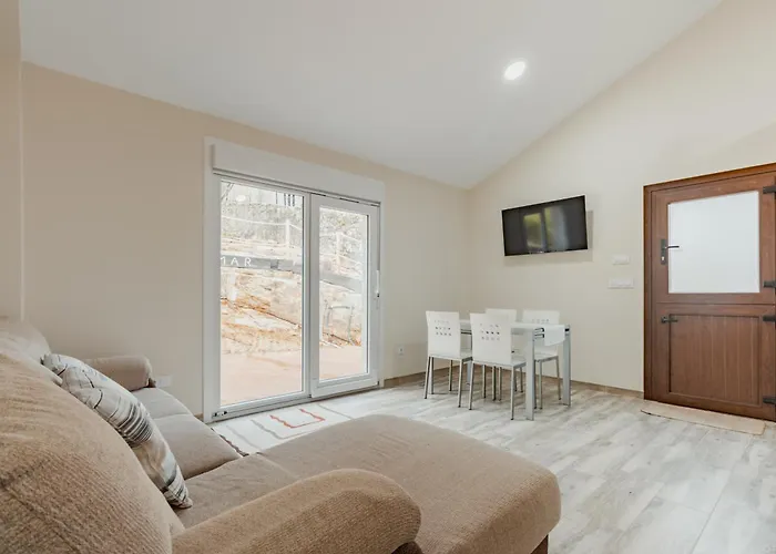 Lar De Mar * A Coruña